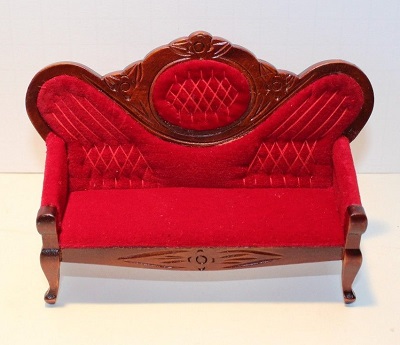 Victorian Couch - Click Image to Close